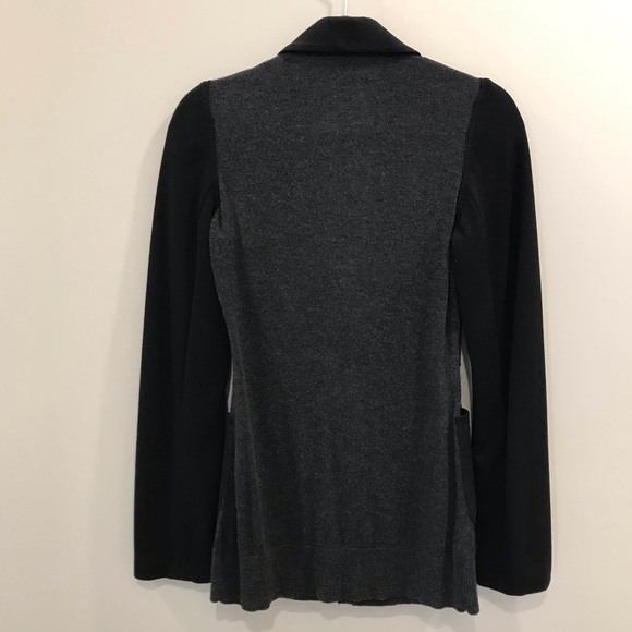 Bailey 44 black blazer with inner grey sweater - Picture 2 of 7